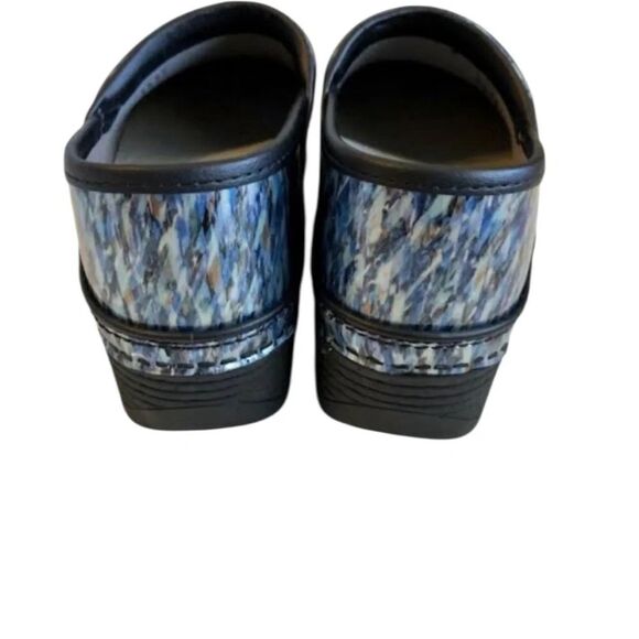 Dansko Lt Pro Blue Waves Clogs NWOT - Picture 5 of 8
